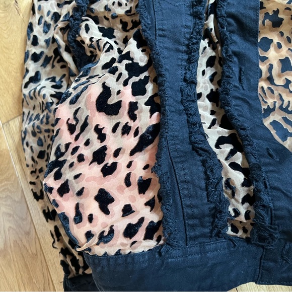 Ethyl Leopard Handmade animal print cheetah see through black denim jacket - Picture 4 of 8
